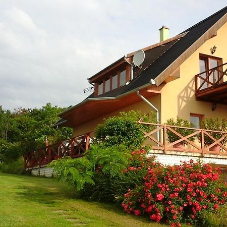 Kincses Vendeghaz Balatongyorok Exterior photo