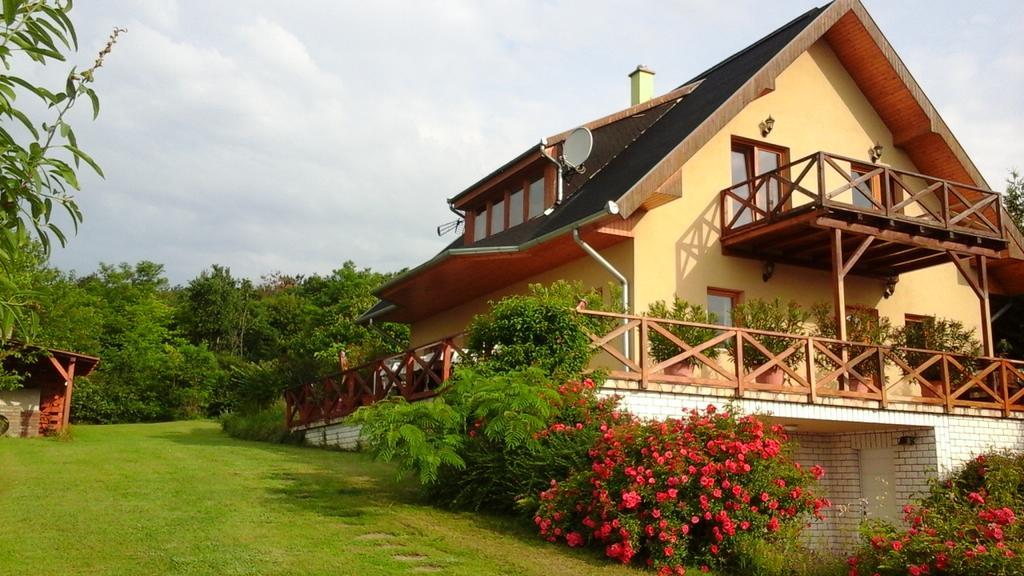 Kincses Vendeghaz Balatongyorok Exterior photo