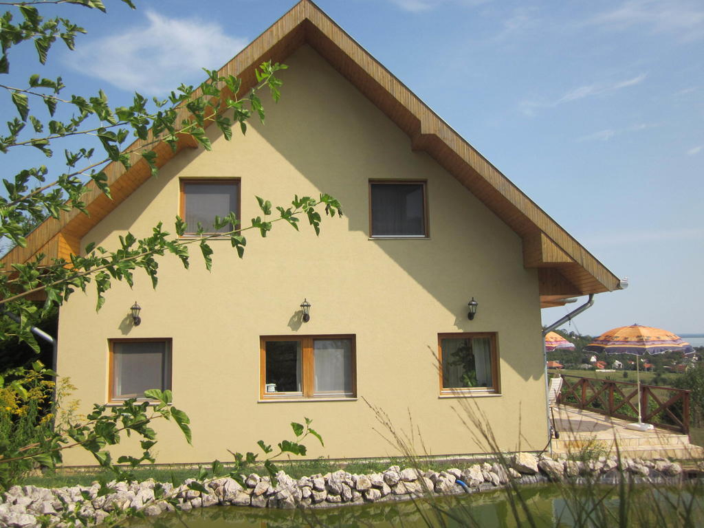 Kincses Vendeghaz Balatongyorok Exterior photo
