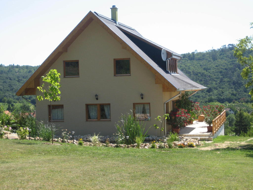 Kincses Vendeghaz Balatongyorok Exterior photo